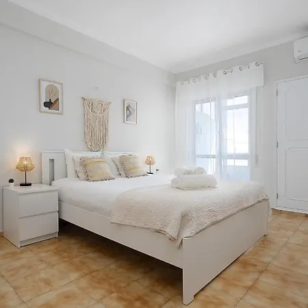 Tranquil View By Lovelystay Apartment