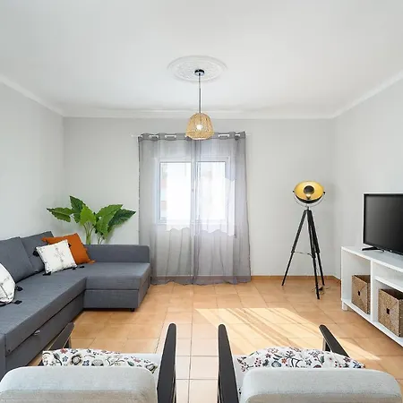 Tranquil View By Lovelystay Apartament